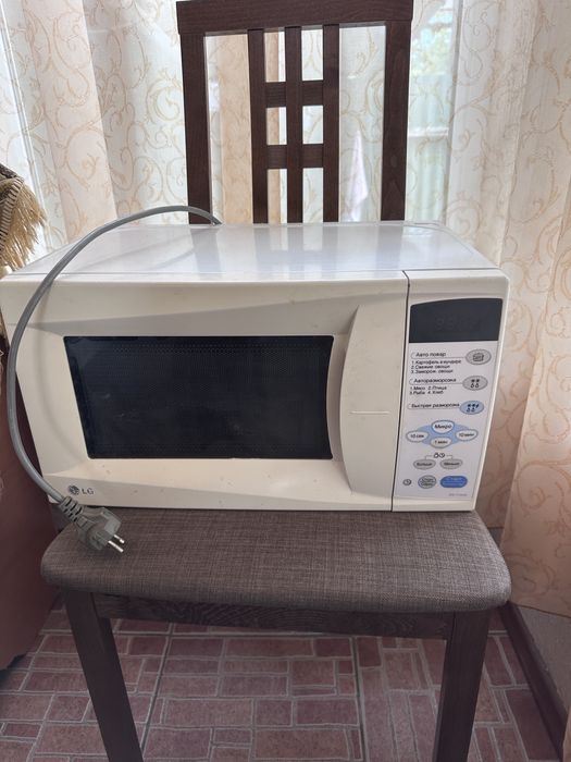 Продам микроволновую печь Lg