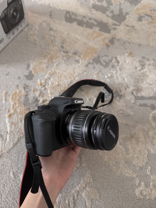 набор с камерой Canon 4000D