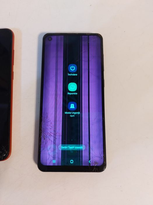 Vand 2 Telefoane Samsung A11 si A21 s