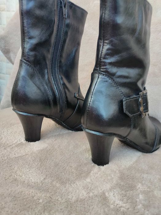 Български нови кожени боти