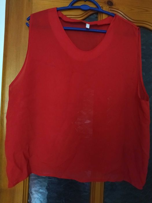 Костюм (юбка, топ, пиджак)