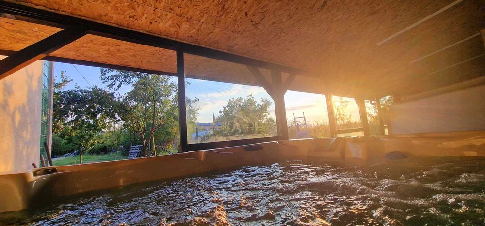 джакузи / хидромасажна вана