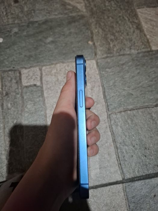 Продам айфон 13 срочно!!!