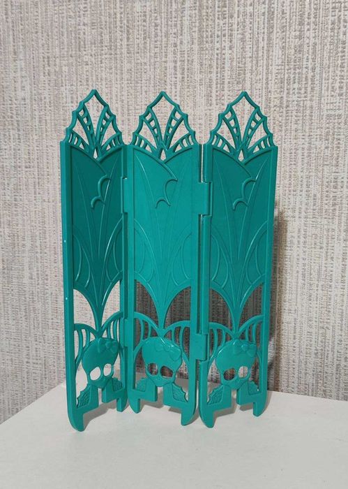 Мебель для кукол Monster High