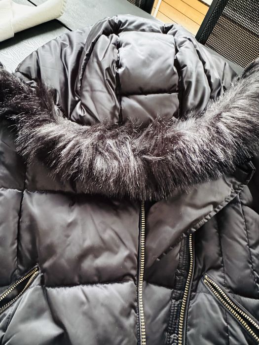 Зимно яке BSB с подвижна качулка. Подарявам към него дънки BSB
