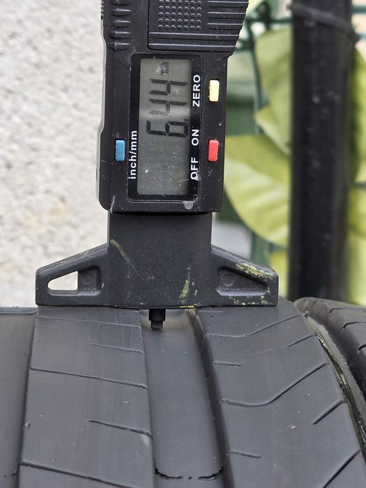 Vând patru anvelope de vara pirelli 255 45 19 dot 2121