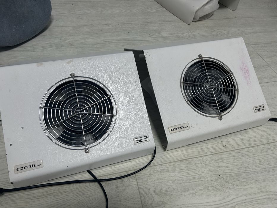 Продам пылесос для маникюра emil