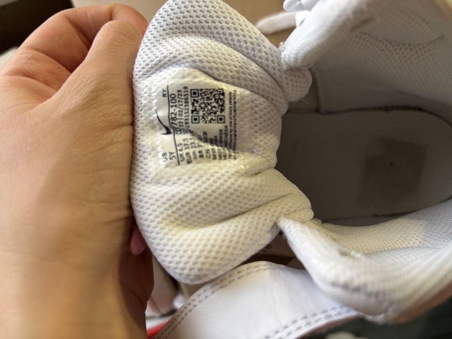Детски/Юношески кецове Nike Court Borough Mid 2 (Номер [37,5]) – Бели
