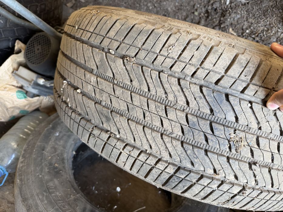 Продам пару колес BRIDGESTONE