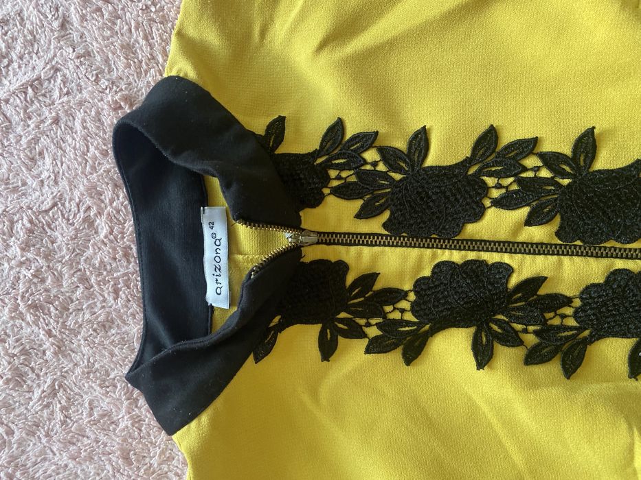 Платье прямого кроя