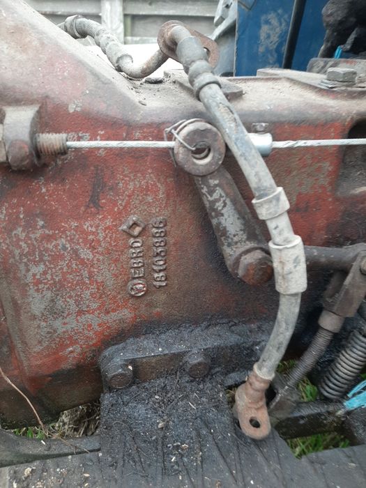 Dezmembrez tractoras valpadana ebro motor lombardini  lda 672