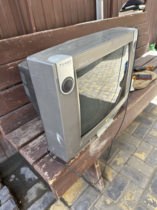 Lg телевизор продается