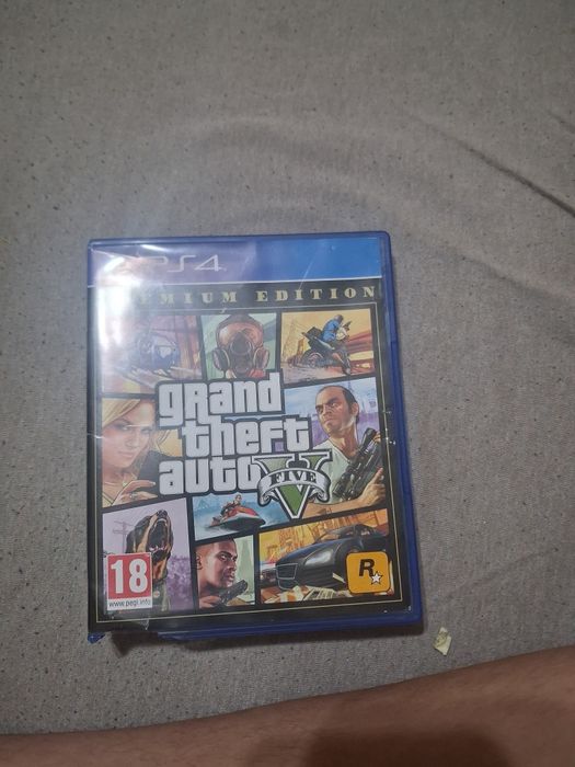 Vand joc gta 5  ps4