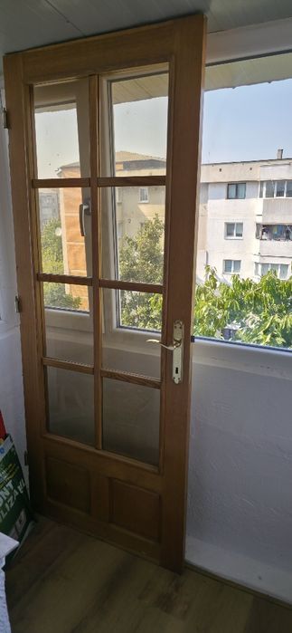 Vand usa lemn masiv ,completa