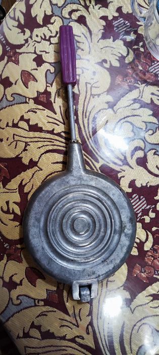 Продаётся орешница советская.