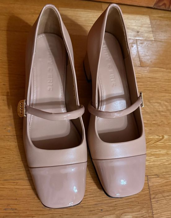 Туфли бежевые классика