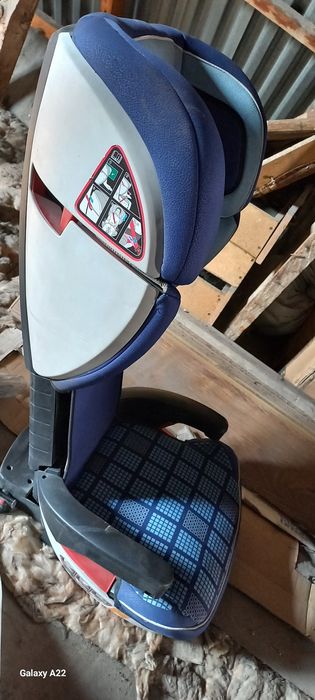 Срочно продам автокресло