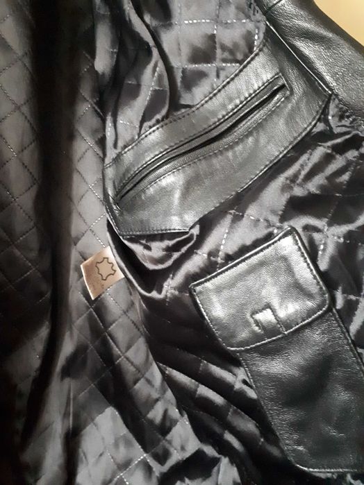 Haină neagră bărbătească  din piele naturală