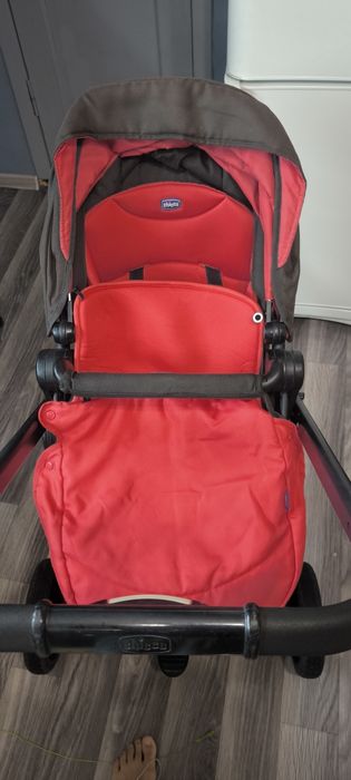 Продам коляску-трансформер Chicco Urban 2 в 1