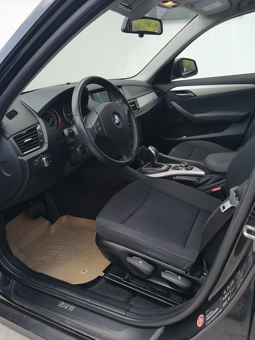 BMW X1 2015 — imagine 5