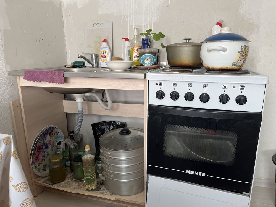 мойка, электрическая плитка