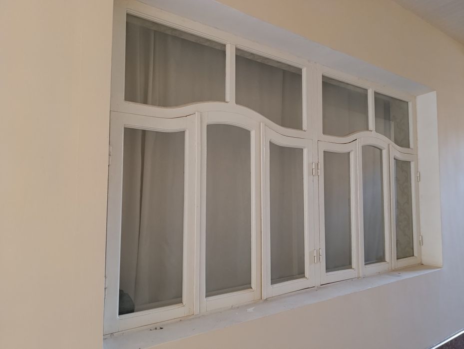 Sifatli Eshik deraza sotiladi shu hammasiga 1mln sifatli zor oynali