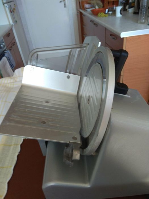 Слайс машина Колбасорезачка