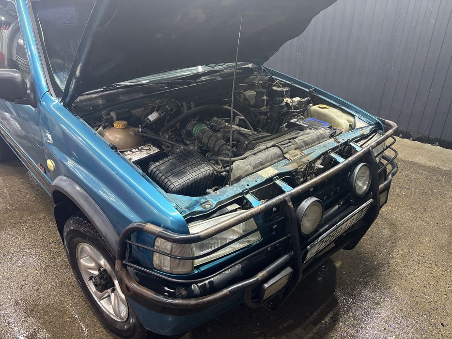 Opel frontera рамный внедорожник