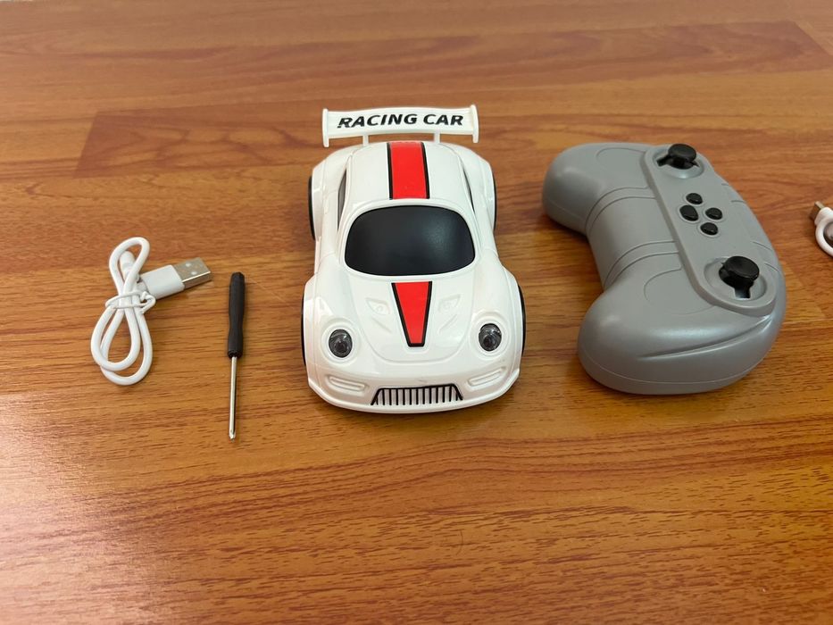 Продам игрушечные машинки для дрифта новые