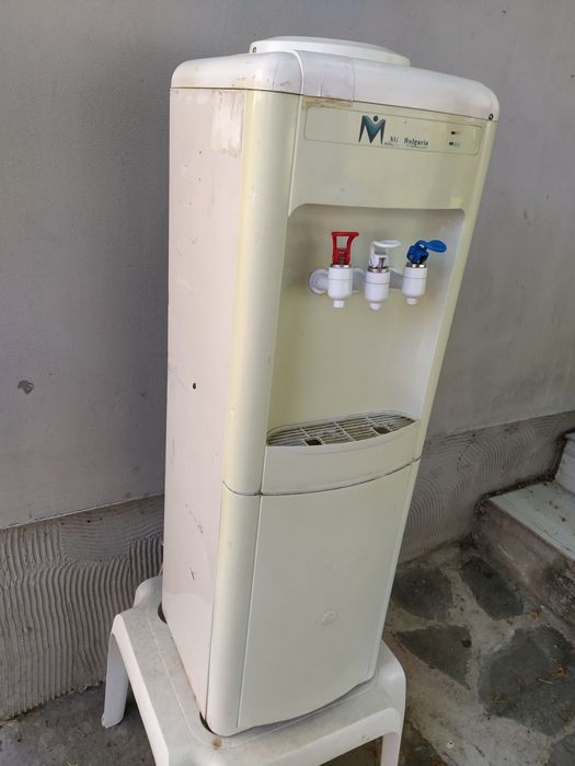 Диспенсър на части