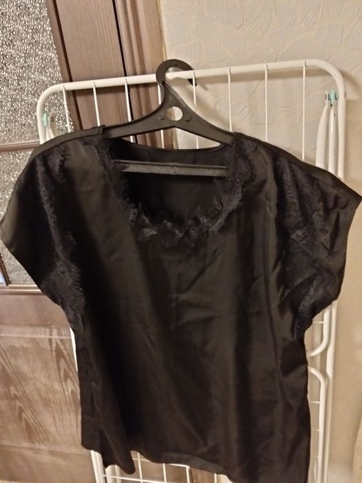 Продаются женские платья