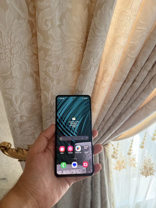 Samsung Galaxy A52/128Gb - В отличном состоянии