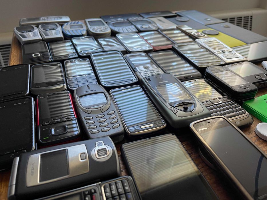 LCD/Дисплеи за телефон Nokia Samsung S.Ericsson Siemens iPhone B.Berry