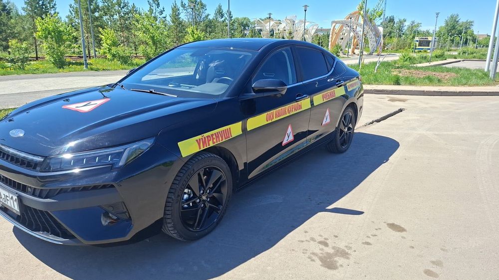 Инструктор по вождению