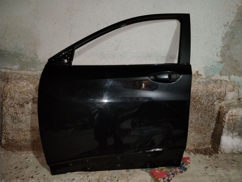 trekir oldi chap eshik miyatina bor qora