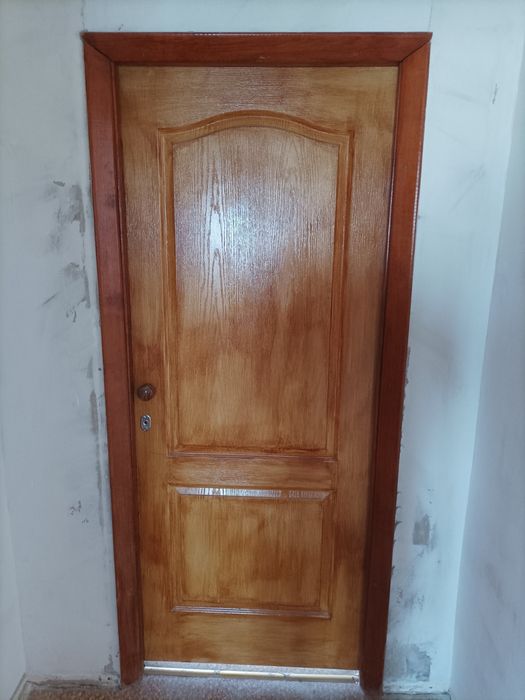 Продам двери межкомнатные