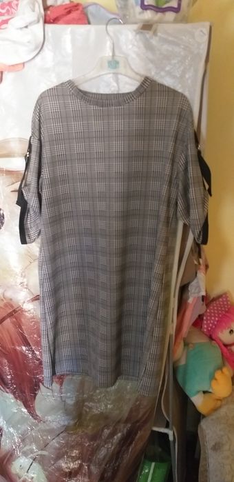 Продам платье размер S-M в отличном состоянии