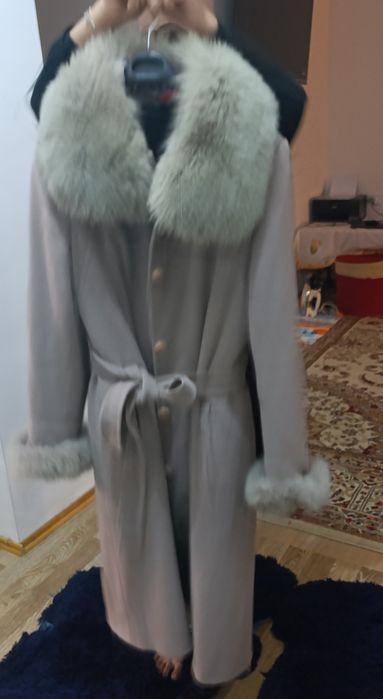 Ayollar paltosi 200ming so'm