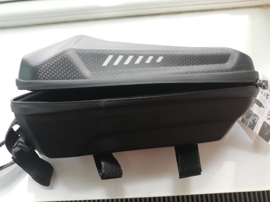 Borseta / geantă, trotineta