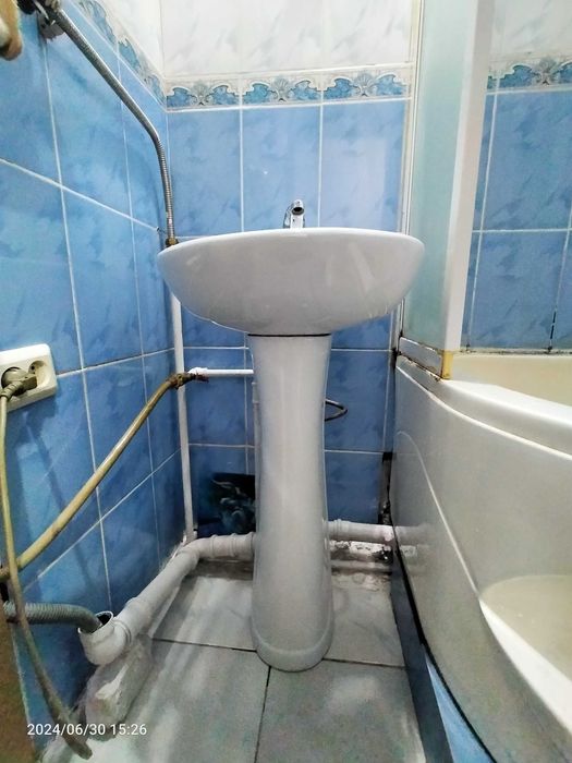 Раковина для ванной комнаты