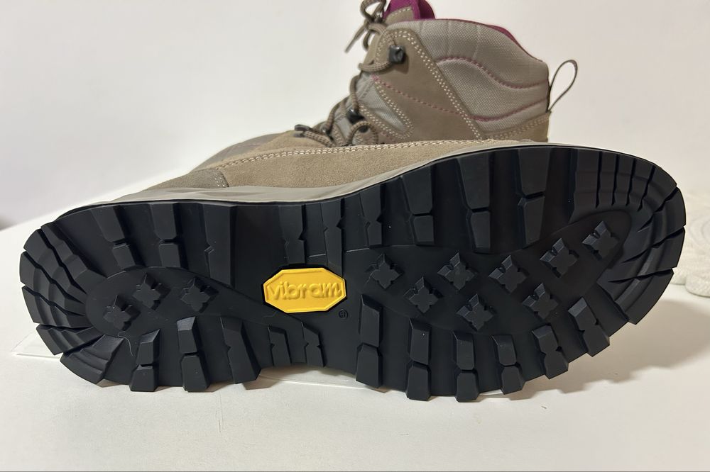 Bocanci femei Tecnica Starcross Goretex Vibram 40 drumetie trekking