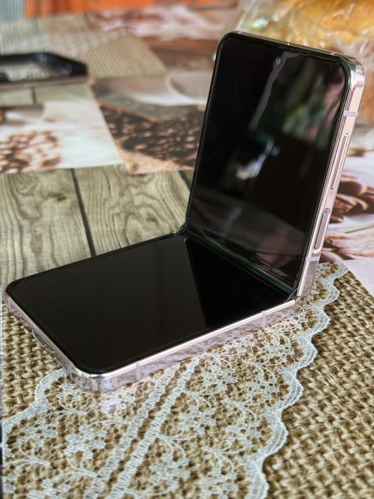 Galaxy Z Flip5 256GB