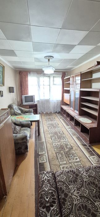 Продам 2х комн , центр