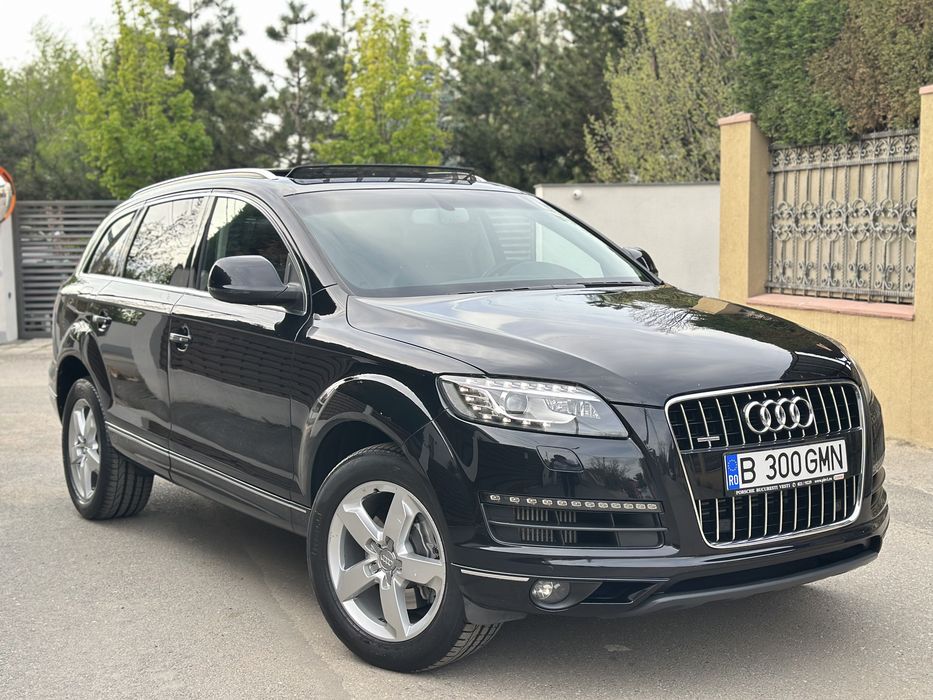 AUDI Q7 2015