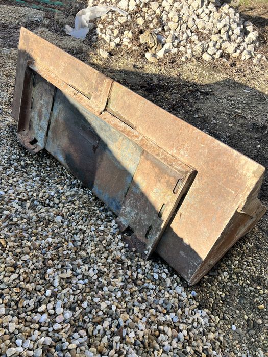 Cupa frontala miniincarcator BobCat 753,751