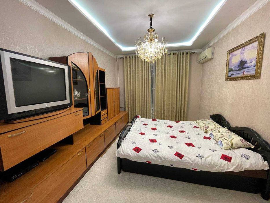 Продается квартира. Юнусобод – 14 мавзе. 2/2/4. (петушок)