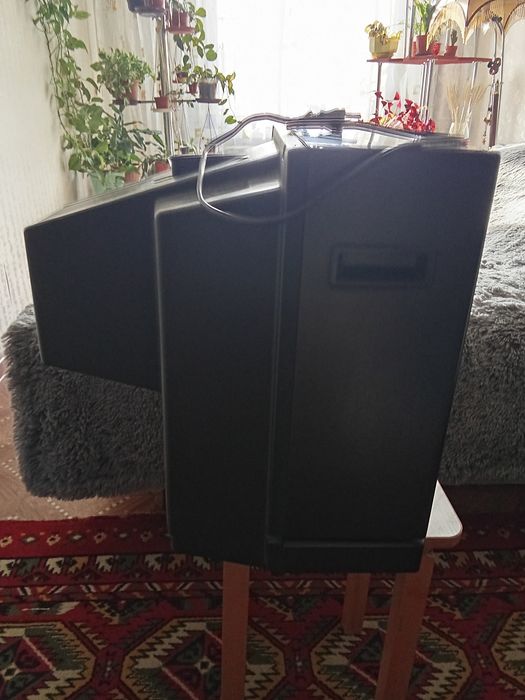 Телевизор б/у в хорошем состоянии