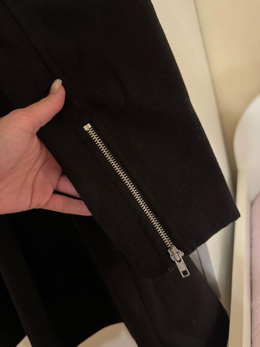 ASOS черно палто с цип