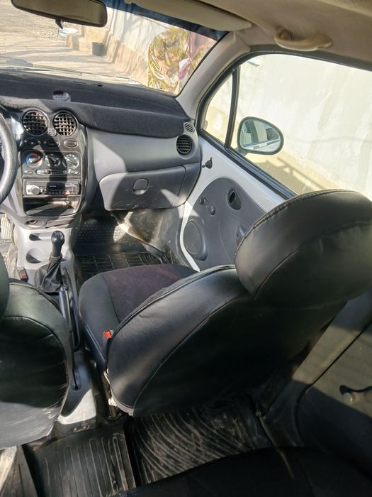 Matiz standart srochno sotiladi