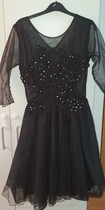 Rochie din tulle neagra cu aplicații deosebite